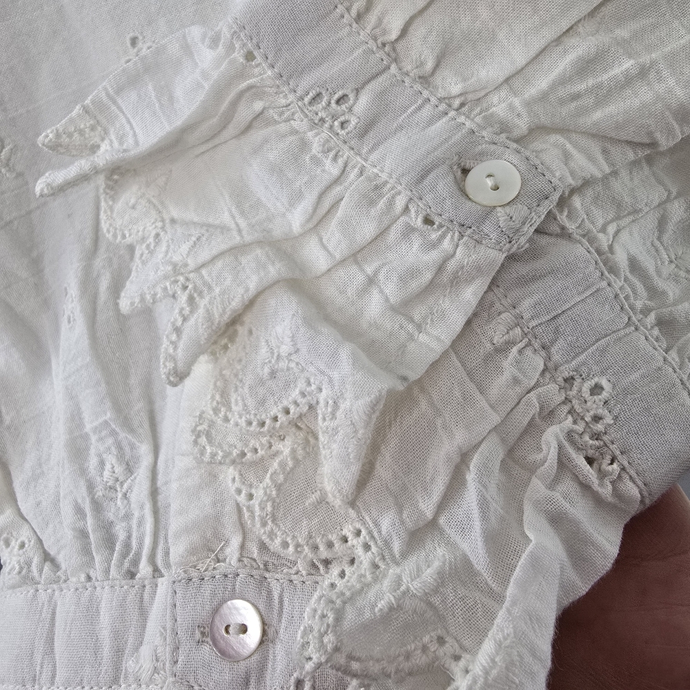 Sundance Embroidered Eyelet Blouse Peter Pan Collar Half Button Long Sleeve M - Picture 7 of 12